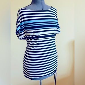 ♥️(2for$30)NWOT Suzy Shier Striped Top